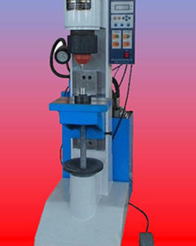 無鉚釘鉚接機的鉚釘工藝和傳統(tǒng)工藝相比有哪些優(yōu)點？