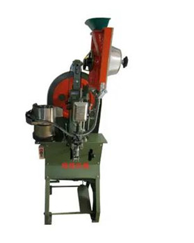 鉚接機鉚接時出現(xiàn)裂紋是怎么回事？