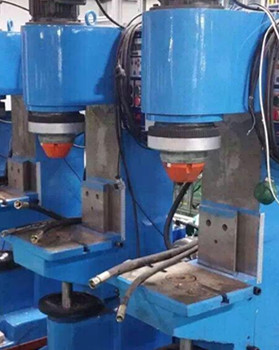 如何預(yù)防鉚接機(jī)出現(xiàn)故障？