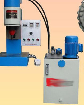 沒有鉚釘連接的無鉚釘鉚接機如何調(diào)試？