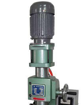 廠家一般生產(chǎn)哪幾種規(guī)格型號(hào)的鉚接機(jī)？哪種好？