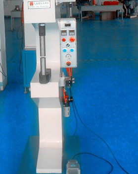 氣壓鉚接機運行前需做好哪些準備工作？